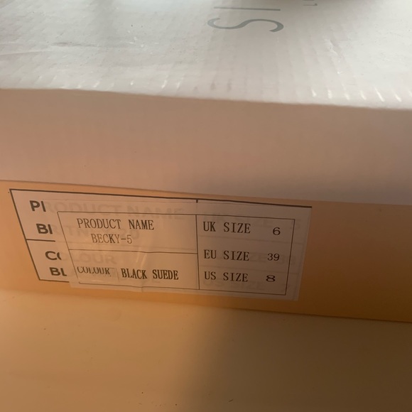 Black suede lacy heels - Picture 5 of 6